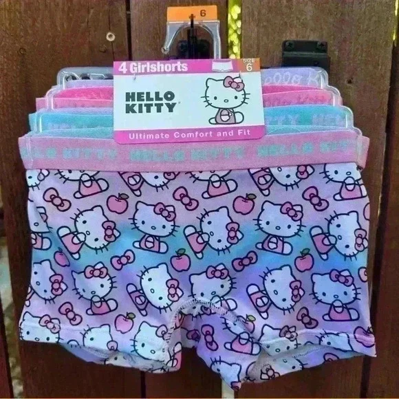 Hello Kitty Girl-shorts Panties 🤍❤️💜 - Picture 1 of 3